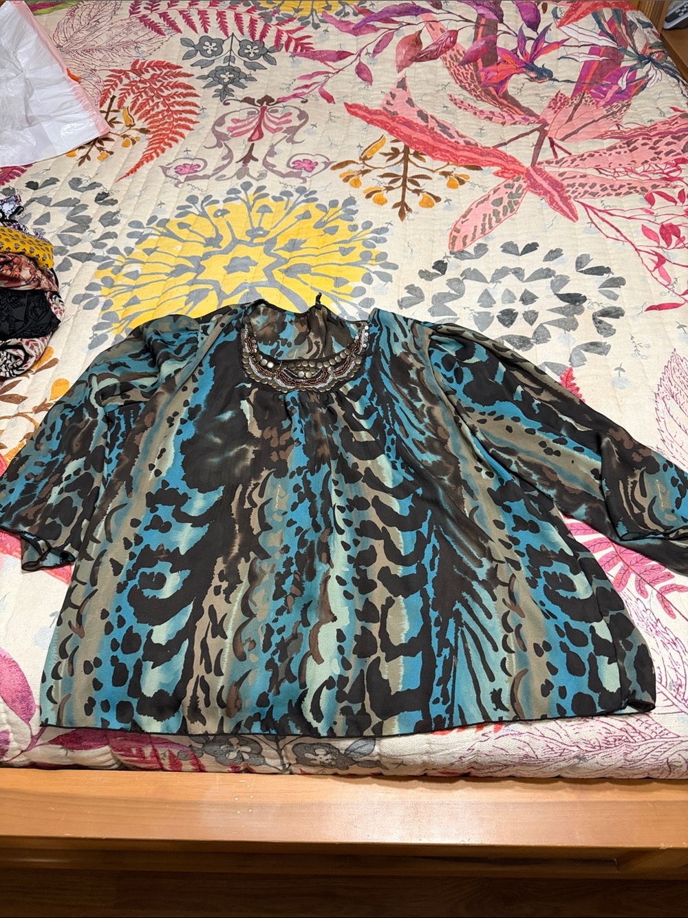 new directions Teal, Black & Gray Beaded Neck Blouse